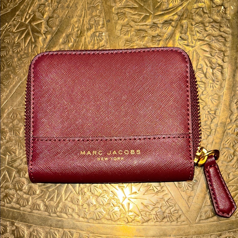 Authentic Marc Jacobs Burgundy Leather Zip Around Mini Wallet Card holder